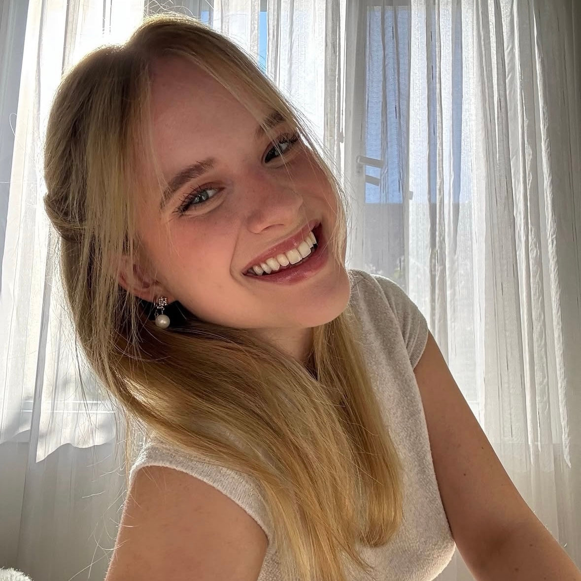 <em>Andrea Q.</em>